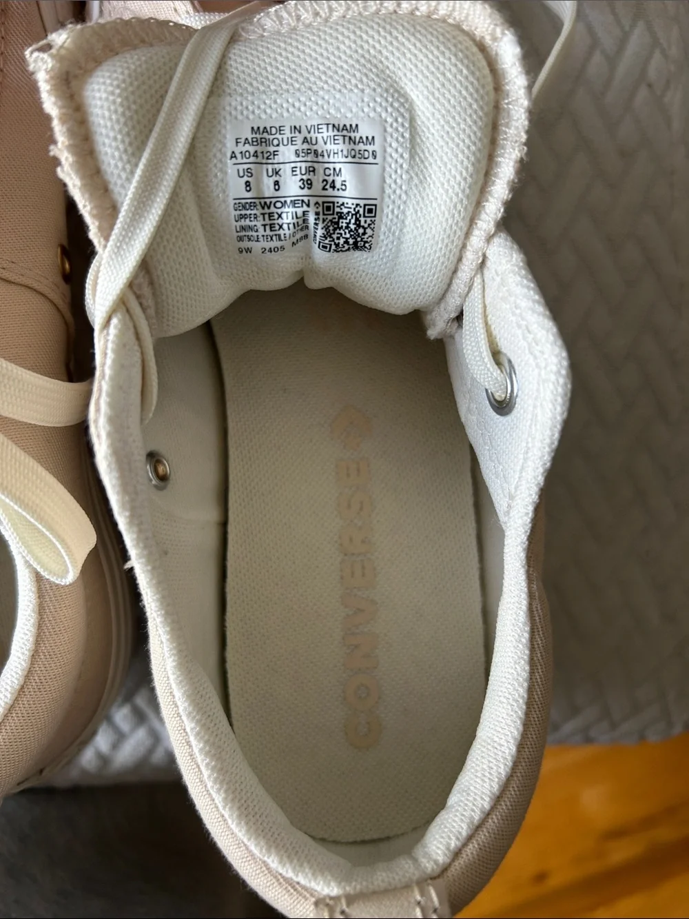 Converse Cream Canvas Low-Top Sneakers with Gold Eyelets